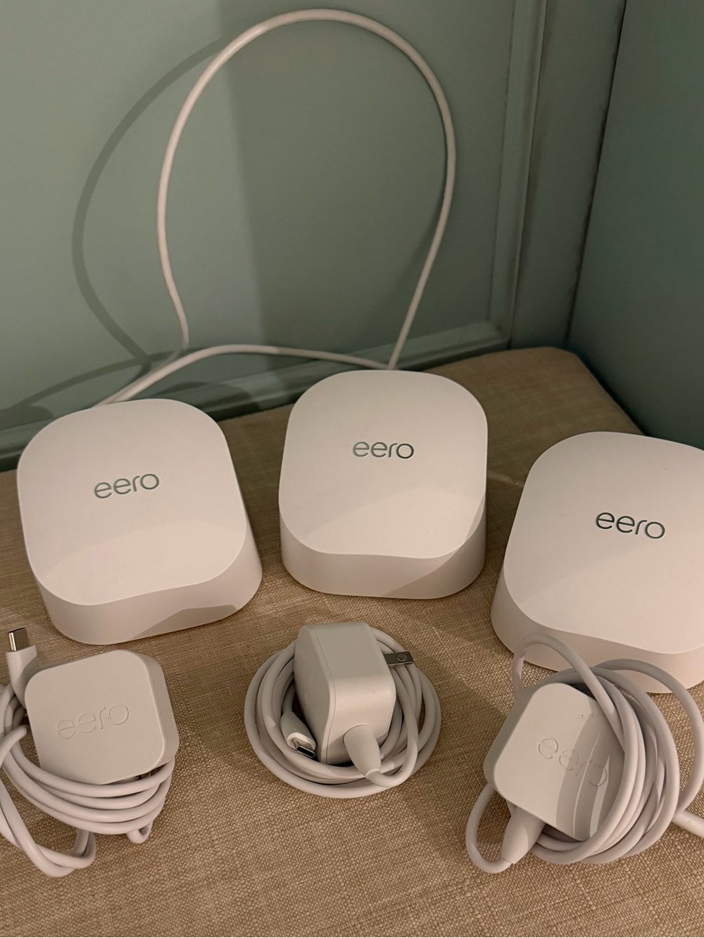 Eero 6 Mesh WiFi System - White (3 Pack) with ethernet
